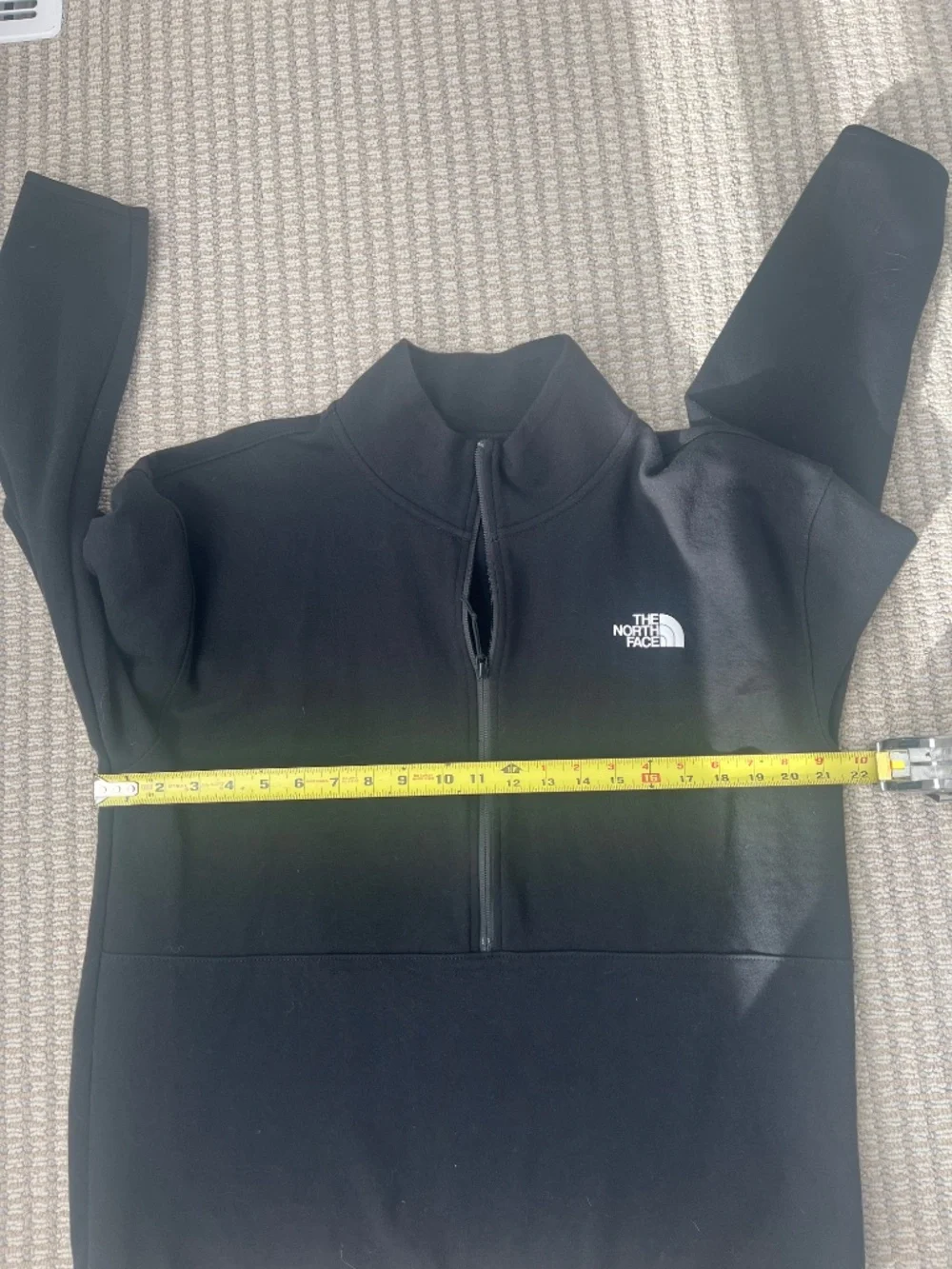 Nike 1/4 Zip - Black - Size L